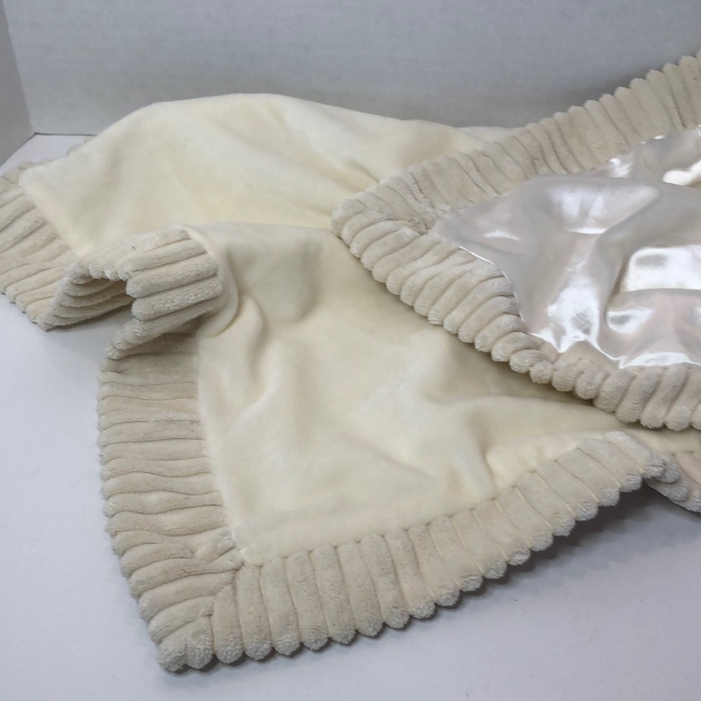 KellyToy Cream Colored Satin Backed Security Blanket Lovey
